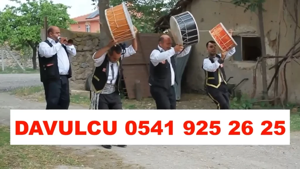 Davulcu Ekibi Aliağa