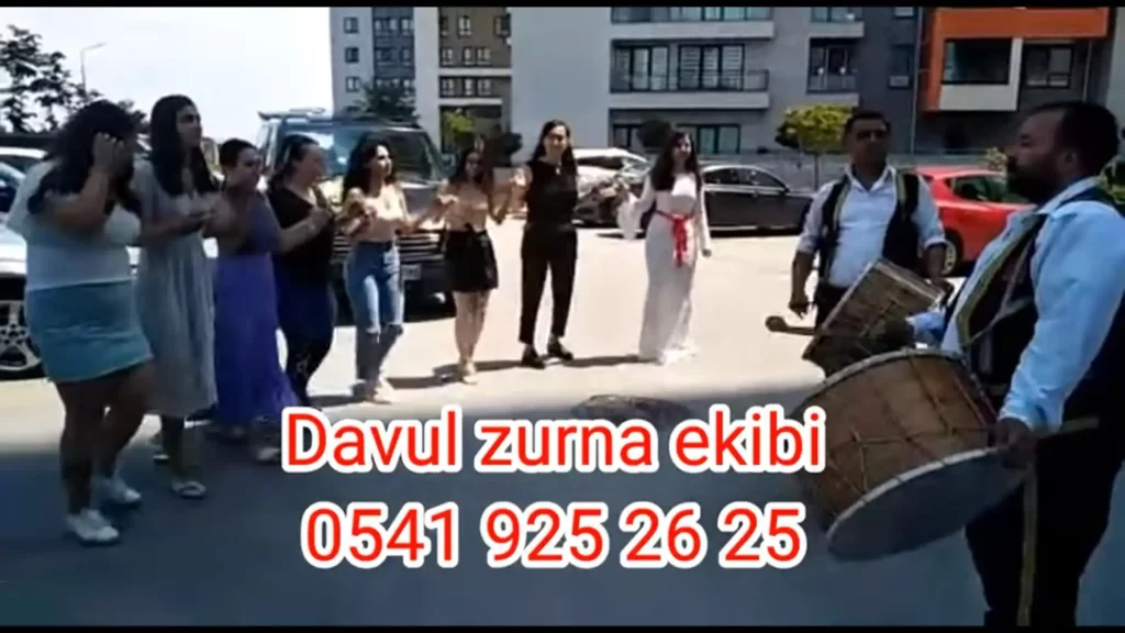 Diyarbakır Yöresi Davul Zurna İle Çalınan Türküler