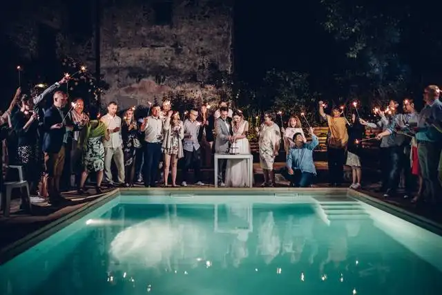 havuz başı düğün konsepti