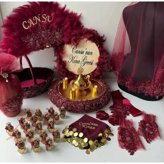 Kına Aksesuarları 2026 Rehberi: Gecenizi Işıklandıran En Popüler Detaylar