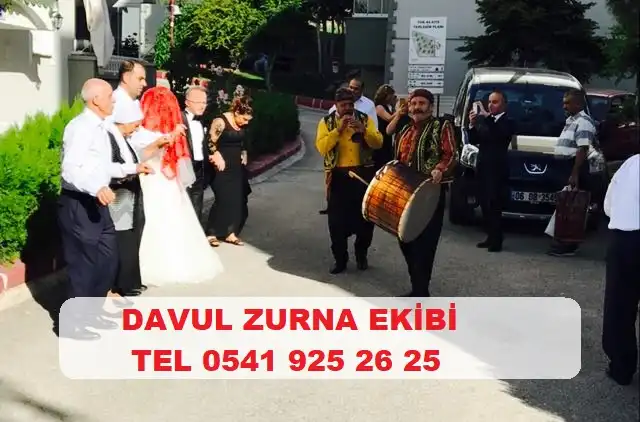 Elazığ yöresi davul zurna ekibi